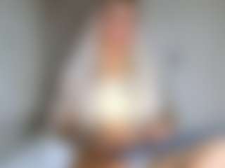 mia-hott's Live Sex Cam Show