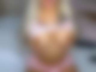 mia-hott's Live Sex Cam Show