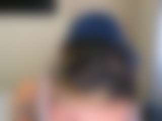 Live cam show with mia-hott - Blonde Hair Curvy on TastyBlacksLive