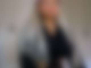 mia-hott's Live Sex Cam Show