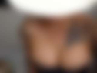 mia-hott's Live Sex Cam Show
