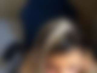 mia-hott's Live Sex Cam Show