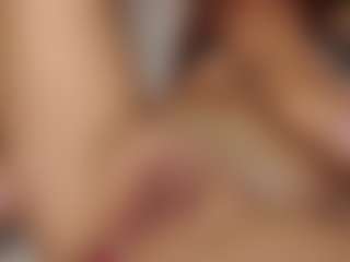 Live cam show with isabellaventura - Small Tits Brown Hair on livesuperchat.net