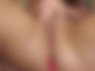 Live cam show with isabellaventura - Flashing on friskycurves.com