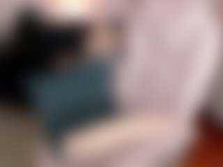 Live cam show with Celeste - Living Room on testsause.com