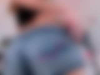 Live cam show with Celeste - Teen (18+) on SinfulBabes