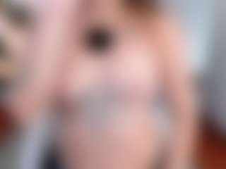 Live cam show with Celeste - BBW Blowjob on xplaylive.com