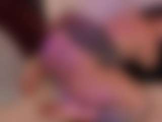 Live cam show with darkyoishat69 - Shaved Pussy MILF on live18s.com