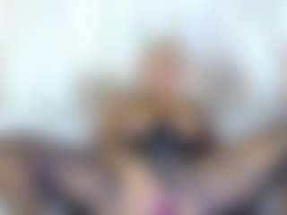 Live cam show with shanalawless - Lovense on Camming Site