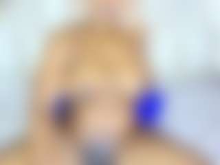 Live cam show with shanalawless - Toys on Uber Horny