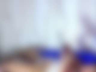 Live cam show with shanalawless - Oil on sexylive.show