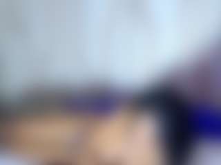 Live cam show with shanalawless - Deepthroat on StripNow
