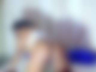 Live cam show with shanalawless - Skinny on Stripli.com
