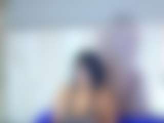 Live cam show with shanalawless - Skinny on Camsoda