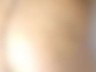 Live cam show with shanalawless - Bikini on StripNow