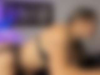 Adri Rogers's Live Sex Cam Show