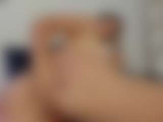 Adri Rogers's Live Sex Cam Show