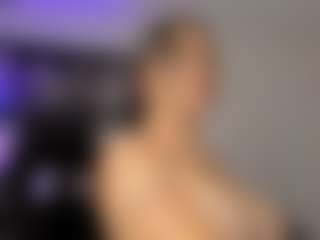 Adri Rogers's Live Sex Cam Show