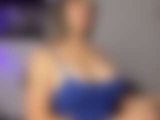 Adri Rogers's Live Sex Cam Show