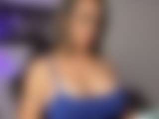 Adri Rogers's Live Sex Cam Show