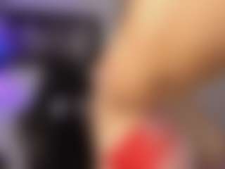 Adri Rogers's Live Sex Cam Show