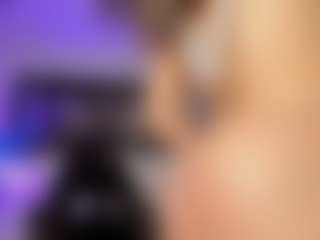 Adri Rogers's Live Sex Cam Show