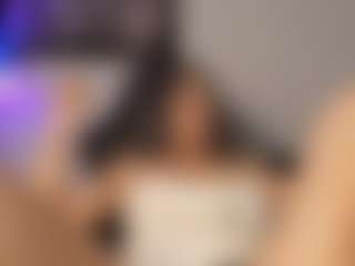 Adri Rogers's Live Sex Cam Show