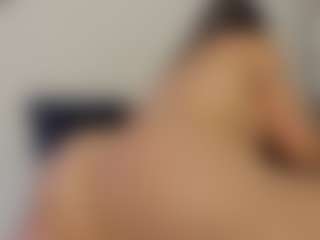 Adri Rogers's Live Sex Cam Show