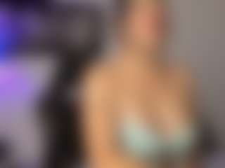 Adri Rogers's Live Sex Cam Show