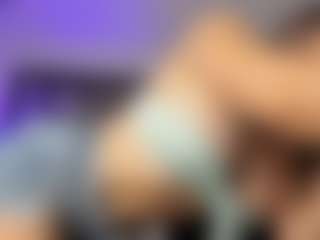 Adri Rogers's Live Sex Cam Show