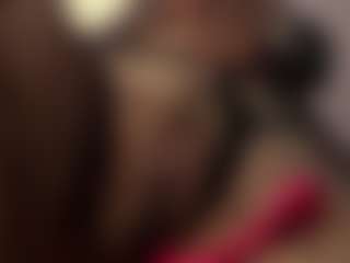 Adri Rogers's Live Sex Cam Show