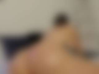 Adri Rogers's Live Sex Cam Show