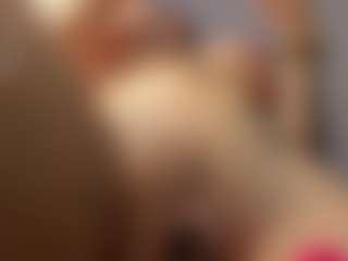 Adri Rogers's Live Sex Cam Show