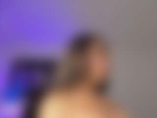 Adri Rogers's Live Sex Cam Show