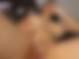 Adri Rogers's Live Sex Cam Show