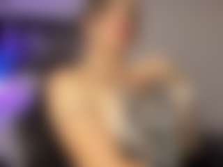 Adri Rogers's Live Sex Cam Show