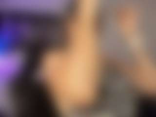 Adri Rogers's Live Sex Cam Show