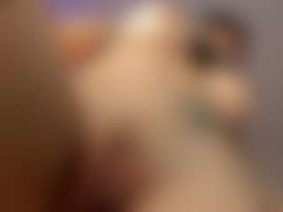 Adri Rogers's Live Sex Cam Show