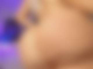 Adri Rogers's Live Sex Cam Show