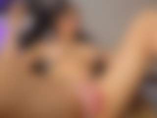 Live cam show with Adri Rogers - Athletic Bedroom on Camming Site