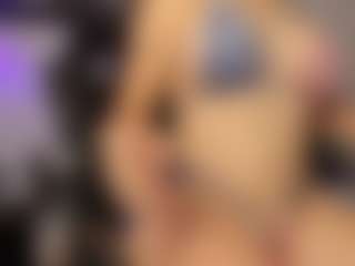Adri Rogers's Live Sex Cam Show