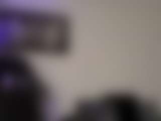 Adri Rogers's Live Sex Cam Show