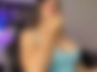 Adri Rogers's Live Sex Cam Show