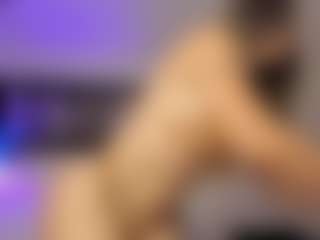 Adri Rogers's Live Sex Cam Show