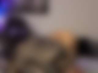 Adri Rogers's Live Sex Cam Show