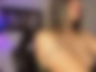 Adri Rogers's Live Sex Cam Show