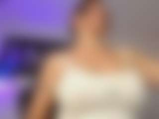 Adri Rogers's Live Sex Cam Show