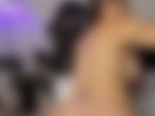 Adri Rogers's Live Sex Cam Show