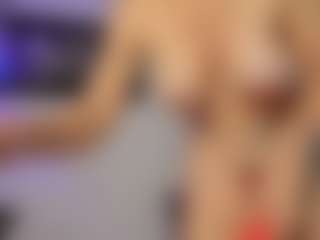 Adri Rogers's Live Sex Cam Show