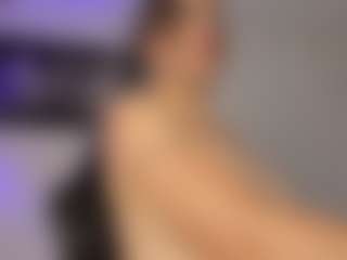 Live cam show with Adri Rogers - Brown Eyes Blonde Hair on Chatstar